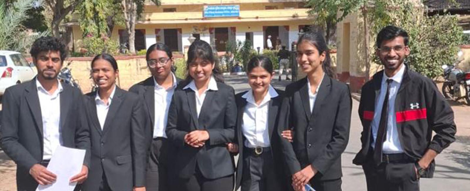 BM LAW COLLEGE